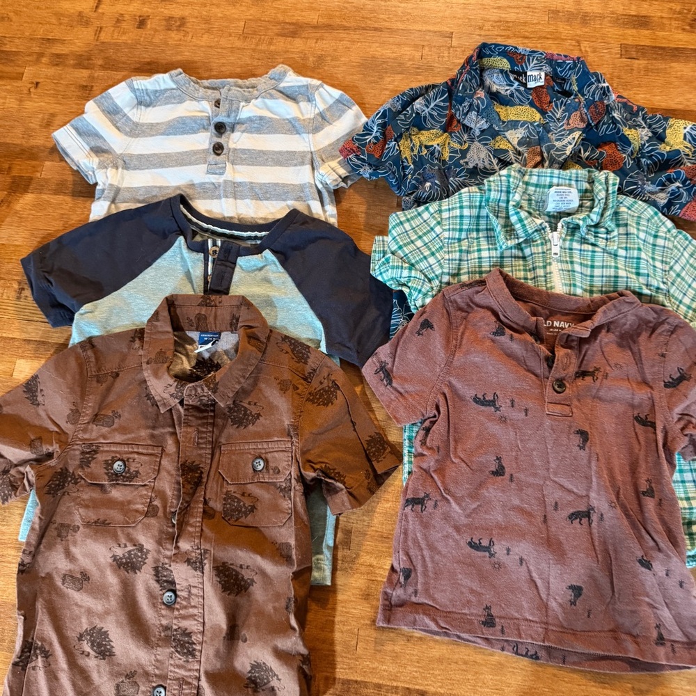 Lot of 6 boys T shirts 18-24 months- all with buttons or zip